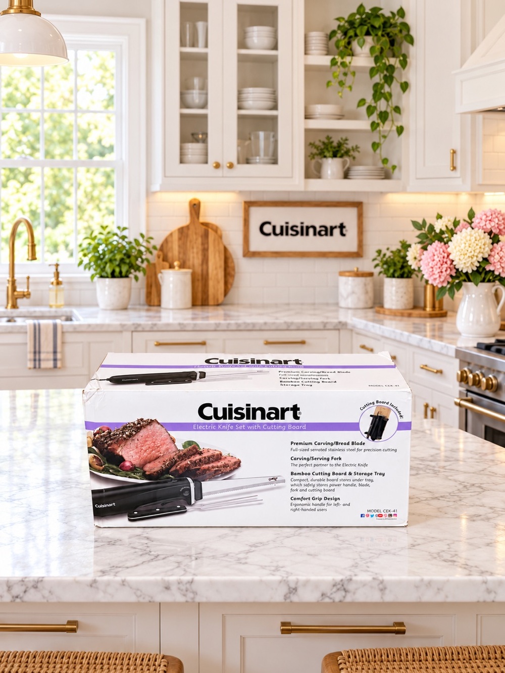 Cuisinart. 3 Piece Electric Knife Set with Cutting Board and Fork (Model CEK-41)